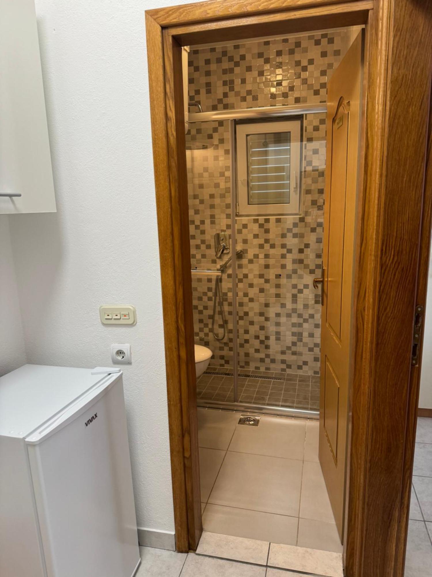 House 100M From The Beach With Free Parking And Breakfast Baška Voda Exteriér fotografie